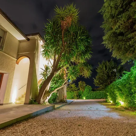 Yucca - Luxury And Glamping Nocleg ze śniadaniem