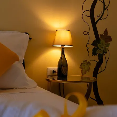 ベッド・アンド・ブレックファスト Yucca - And Glamping Torano Nuovo
