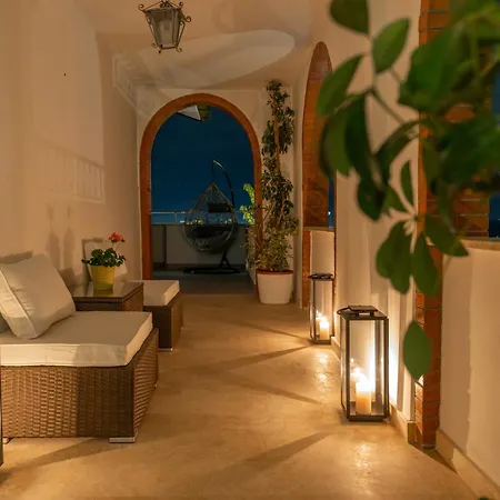 Yucca - And Glamping *