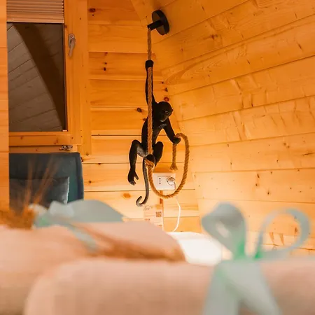 Yucca - And Glamping לינה וארוחת בוקר Torano Nuovo